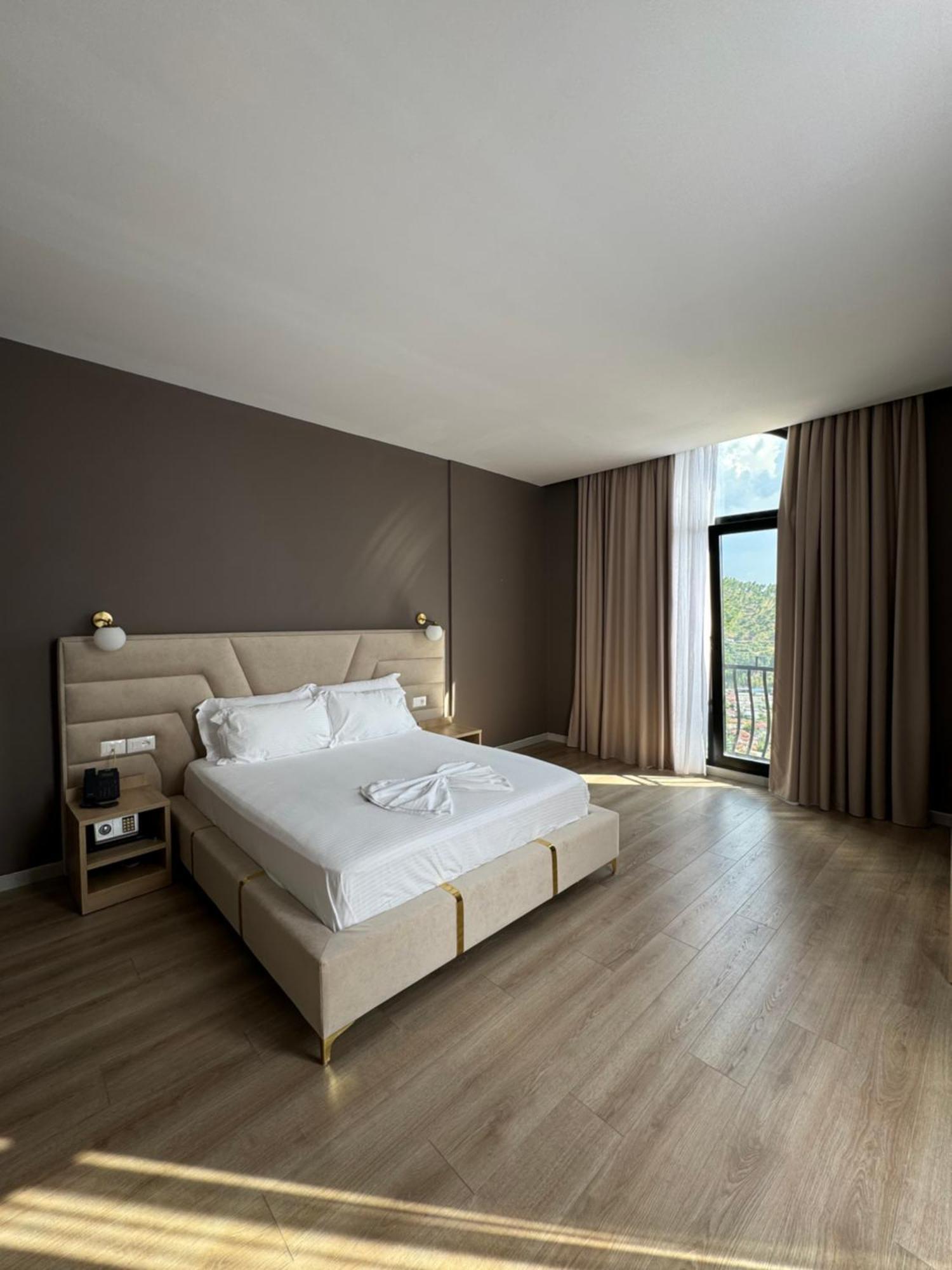 Hotel Panorama & Spa Elbasan Exterior photo