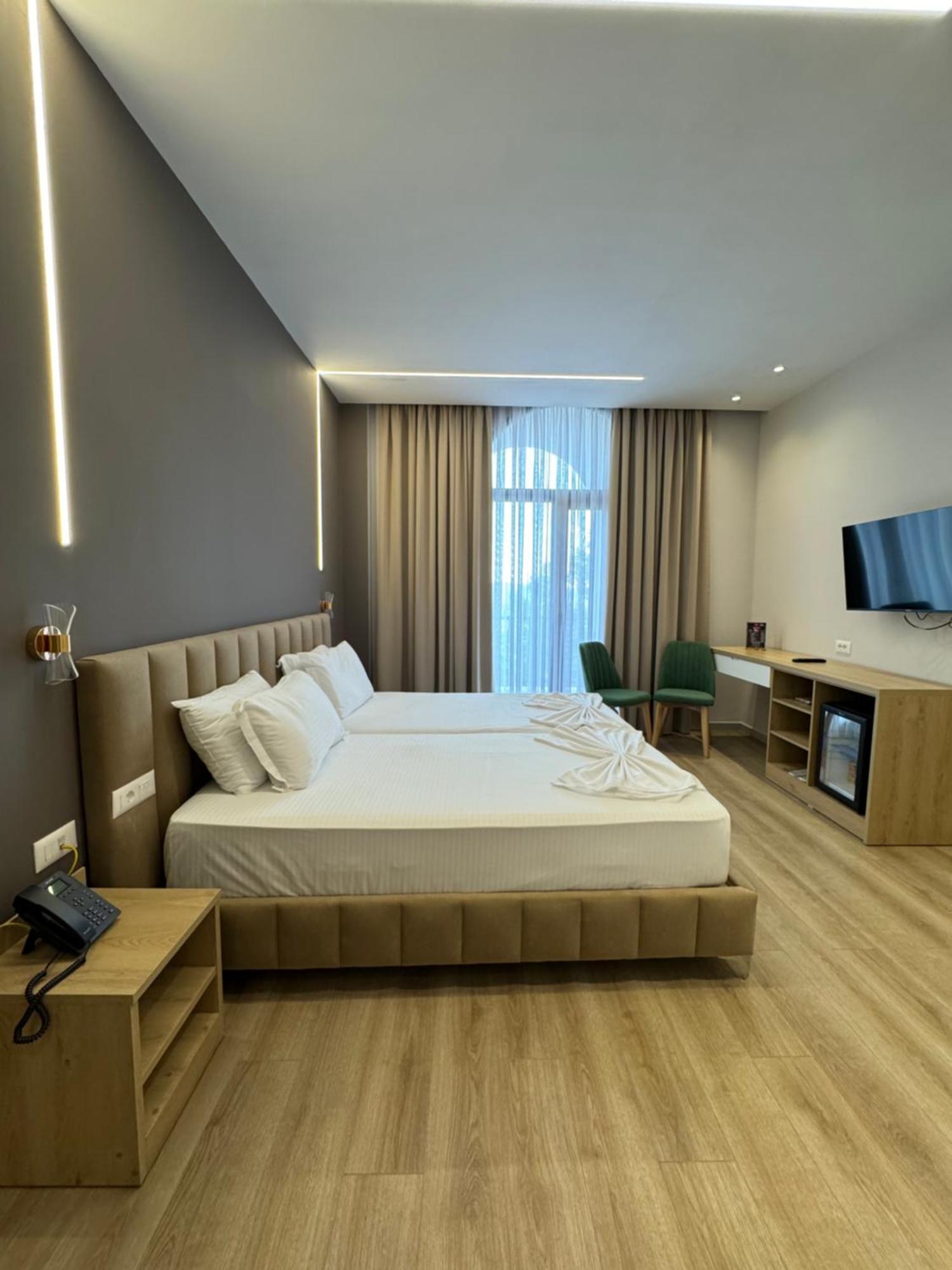Hotel Panorama & Spa Elbasan Exterior photo