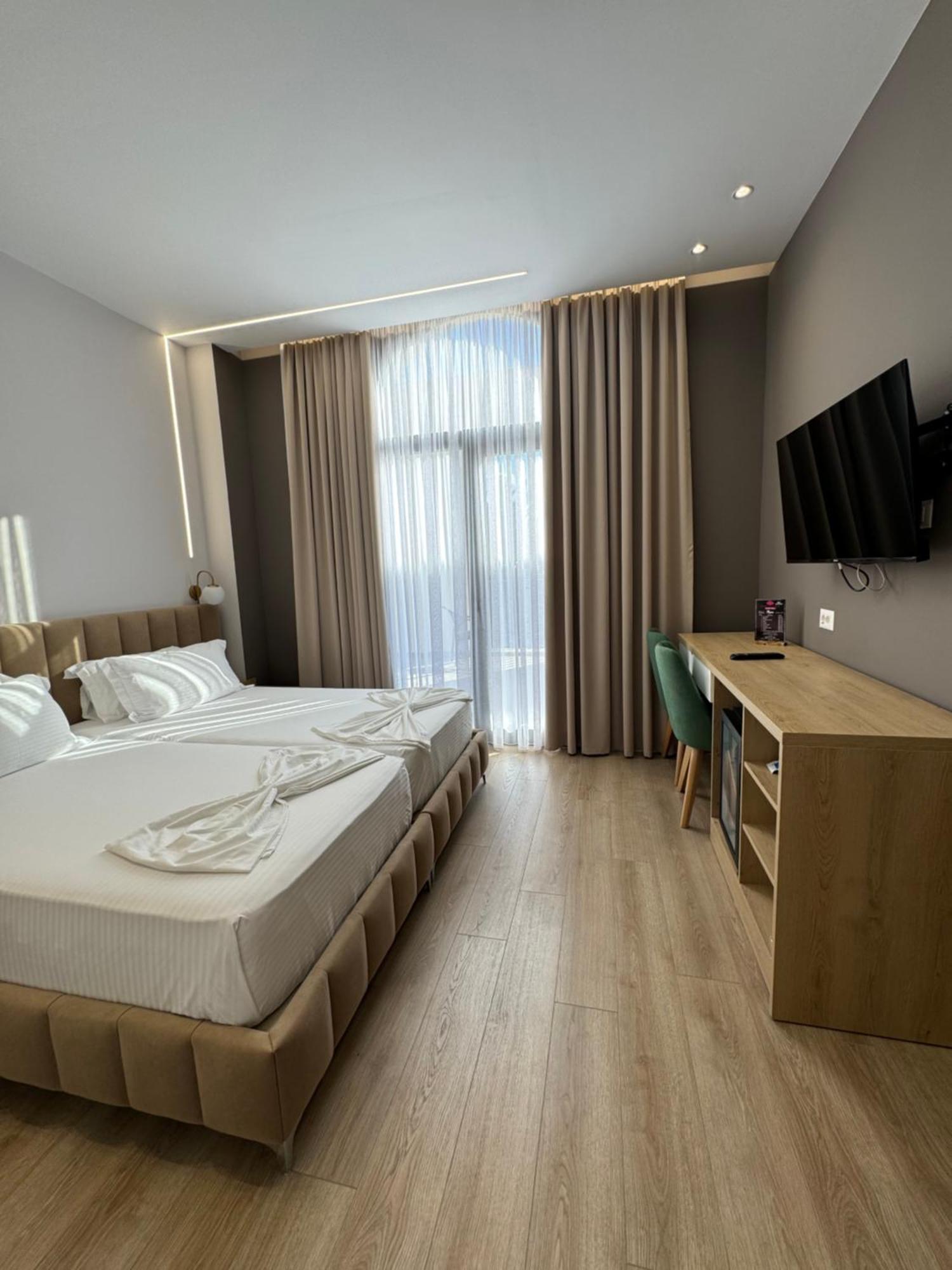Hotel Panorama & Spa Elbasan Exterior photo