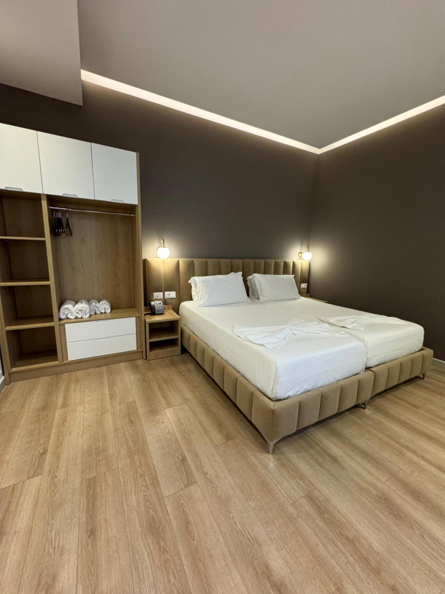 Hotel Panorama & Spa Elbasan Exterior photo
