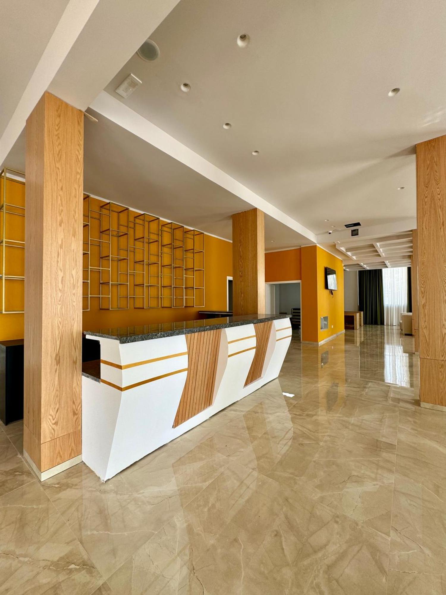 Hotel Panorama & Spa Elbasan Exterior photo